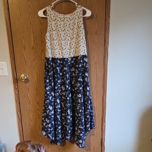 Simply Noelle Floral Patterned Dress